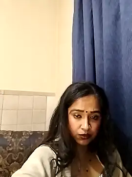 Snapshot of cute_indianxo chatting on 30, 4, 2026 cute indianxo online show from 30, 4, 2026