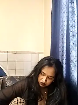 Snapshot of cute_indianxo chatting on 29, 5, 2026 cute indianxo online show from 29, 5, 2026