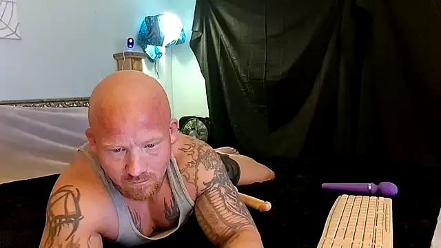 Snapshot of AntMeich6969 chatting on 14, 10, 2025 AntMeich6969 online show from 14, 10, 2025