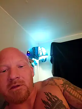 Snapshot of AntMeich6969 chatting on 18, 10, 2025 AntMeich6969 online show from 18, 10, 2025