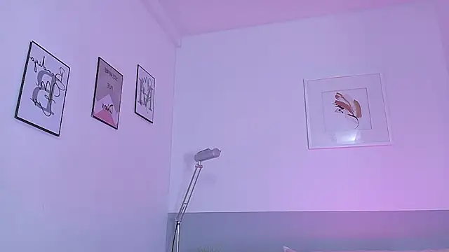 Snapshot of cutepetitee chatting on 20, 5, 2026 cutepetitee online show from 20, 5, 2026