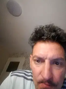 Snapshot of ARTANIS20 chatting on 4, 7, 2026 ARTANIS20 online show from 4, 7, 2026