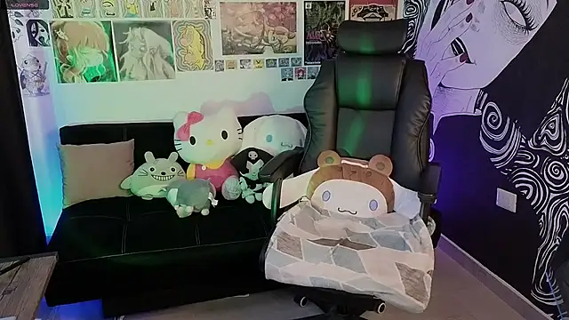 Yuhwan  online show from 9, 11, 2025