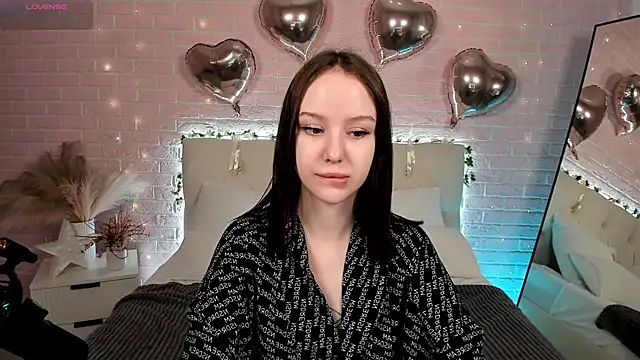 MarySparkle online show from 12, 11, 2025