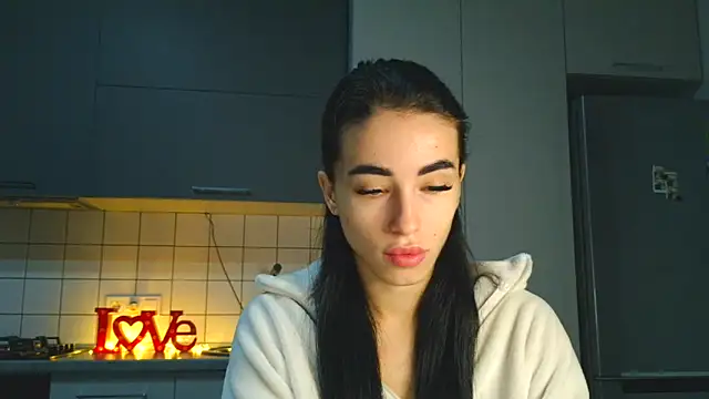 EvaMelnik online show from 1, 10, 2025