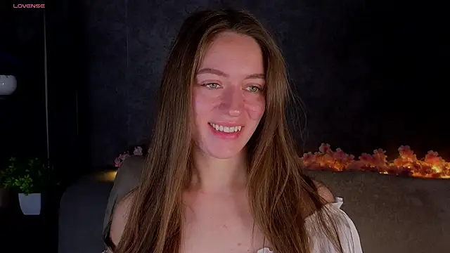 Snapshot of Agnes_Wells chatting on 10, 7, 2026 Agnes Wells online show from 10, 7, 2026