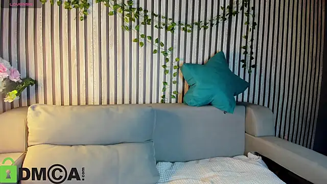 Casey Sweeet online show from 5, 12, 2025