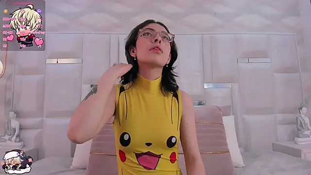 Im Molly Angel online show from 2, 10, 2025