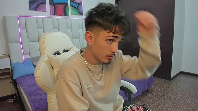 nextboywell1 online show from 7, 4, 2026