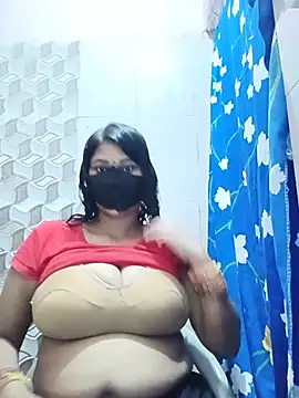 Snapshot of varnika chatting on 5, 6, 2026 varnika online show from 5, 6, 2026