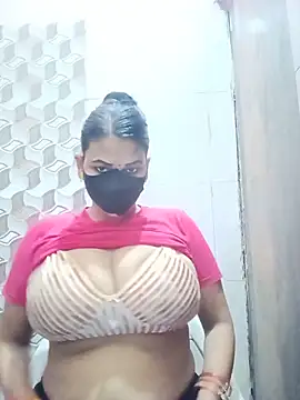 Snapshot of varnika chatting on 16, 6, 2026 varnika online show from 16, 6, 2026
