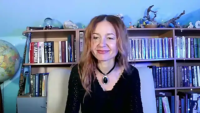 Foxilady357 online show from 31, 10, 2025