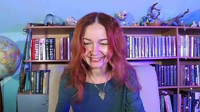 Foxilady357 online show from 17, 11, 2025