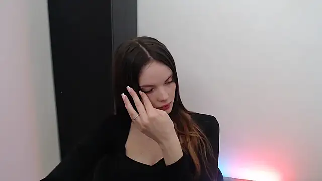 Ariella ari online show from 20, 9, 2025