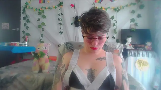 Snapshot of Mitsuha_gate chatting on 6, 4, 2026 Mitsuha gate online show from 6, 4, 2026