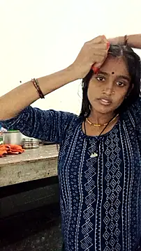 Snapshot of Guriya0076 chatting on 17, 9, 2025 Guriya0076 online show from 17, 9, 2025