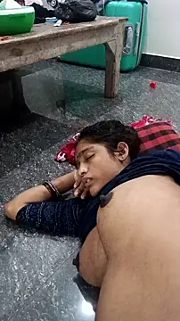 Snapshot of Guriya0076 chatting on 28, 9, 2025 Guriya0076 online show from 28, 9, 2025