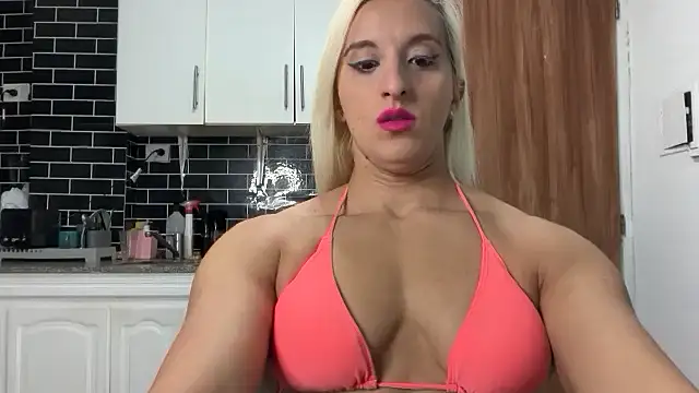 Snapshot of MUSCLEANGEL1 chatting on 26, 5, 2026 MUSCLEANGEL1 online show from 26, 5, 2026