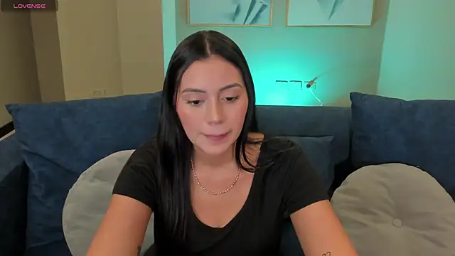 AmbarJames  online show from 6, 3, 2026