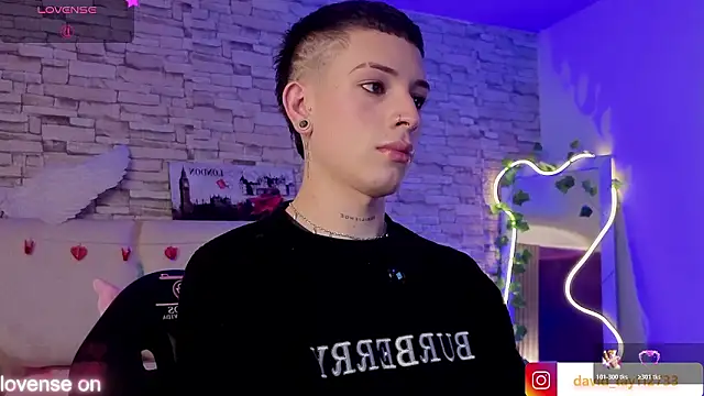 boyfox tay online show from 17, 2, 2026