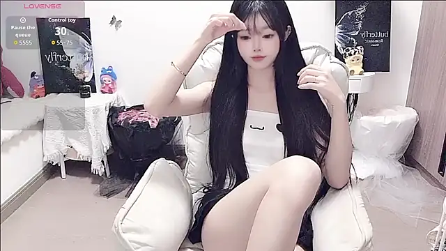 Snapshot of -EEBABY chatting on 17, 5, 2026 -EEBABY online show from 17, 5, 2026
