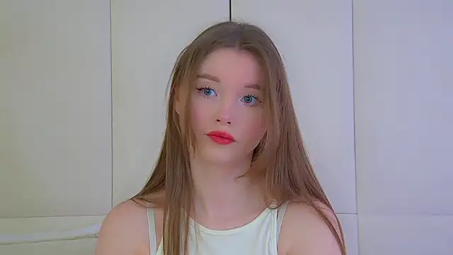 KeiraAsti online show from 11, 5, 2026
