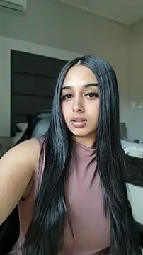 LilMisIndianx online show from 29, 4, 2026