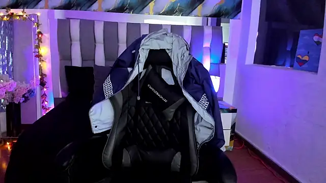 Adaara Rey online show from 15, 12, 2025