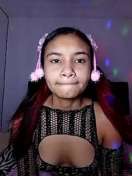 liz7skinny online show from 15, 4, 2026