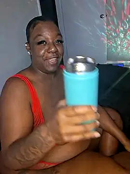 Snapshot of Thickkemzz41 chatting on 23, 9, 2025 Thickkemzz41 online show from 23, 9, 2025