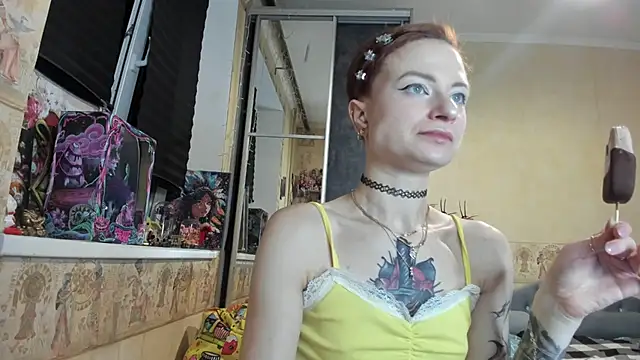Snapshot of WatsonMi chatting on 17, 5, 2026 WatsonMi online show from 17, 5, 2026