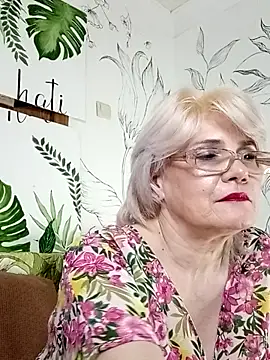 Snapshot of Catty_Lady chatting on 3, 6, 2026 Catty Lady online show from 3, 6, 2026