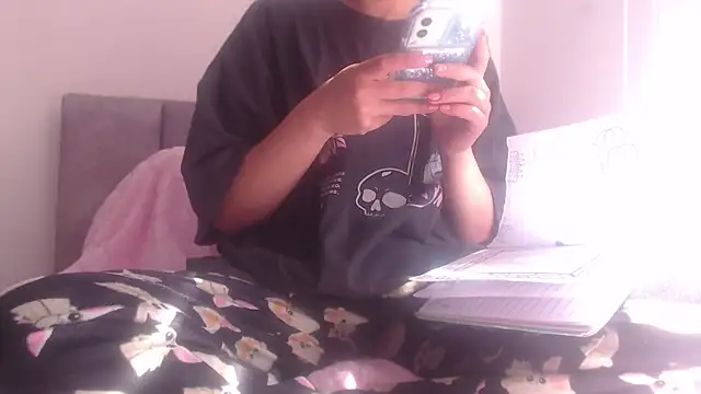 Snapshot of sabrina_v_ chatting on 20, 2, 2026 sabrina v online show from 20, 2, 2026