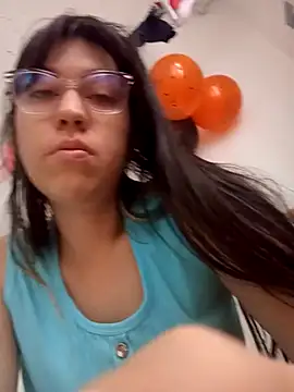 lareinalareinadelanal online show from 26, 10, 2025