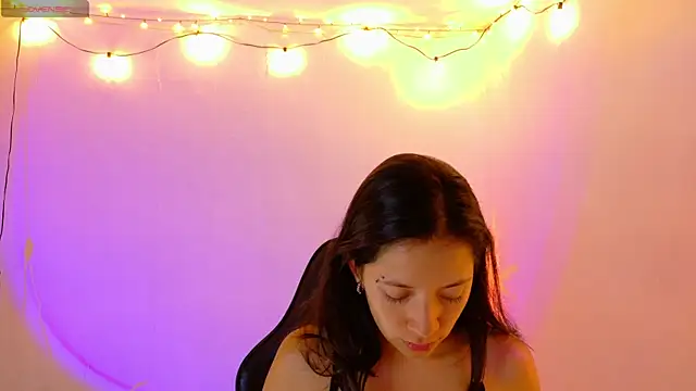 Sarasavage online show from 16, 7, 2026