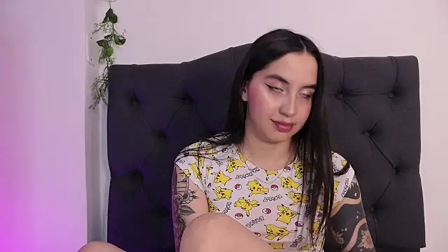 kaylee lee online show from 13, 4, 2026