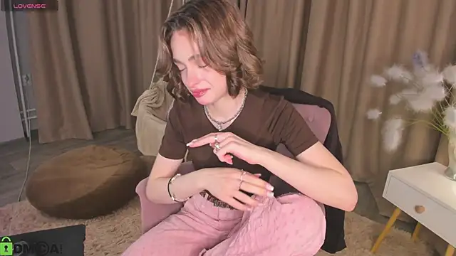 Naomi   Rias online show from 7, 11, 2025