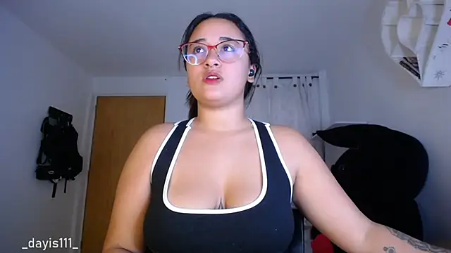 dayis sweet online show from 25, 4, 2026