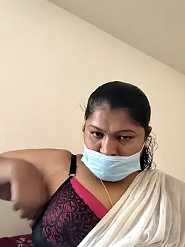 Snapshot of tamil_Miraclequeen chatting on 1, 10, 2025 tamil Miraclequeen online show from 1, 10, 2025