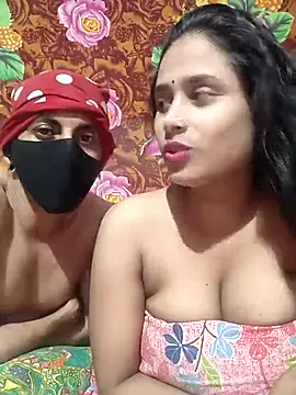 Seducing couple online show from 2, 10, 2025