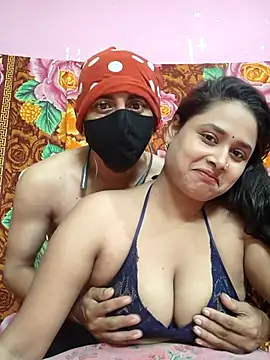 Snapshot of Seducing_couple chatting on 16, 6, 2026 Seducing couple online show from 16, 6, 2026