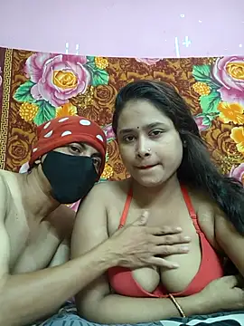 Snapshot of Seducing_couple chatting on 14, 7, 2026 Seducing couple online show from 14, 7, 2026