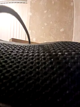 Snapshot of gazb90 chatting on 4, 10, 2025 gazb90 online show from 4, 10, 2025