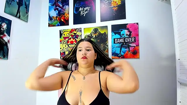 Snapshot of sweet_hanna27 chatting on 14, 11, 2025 sweet hanna27 online show from 14, 11, 2025