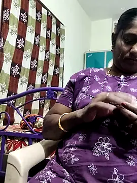 Snapshot of papukurty chatting on 17, 5, 2026 papukurty online show from 17, 5, 2026
