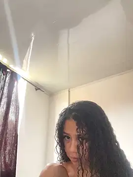 jadee8 online show from 15, 2, 2026