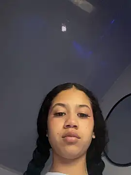 Snapshot of jadee8 chatting on 18, 4, 2026 jadee8 online show from 18, 4, 2026