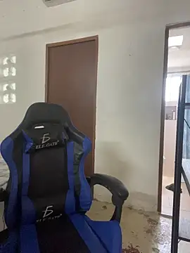 siilvestremx online show from 28, 10, 2025