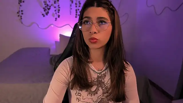 sara doll77 online show from 15, 1, 2026