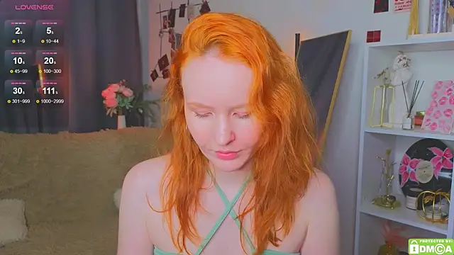 JoyceJones online show from 27, 11, 2025